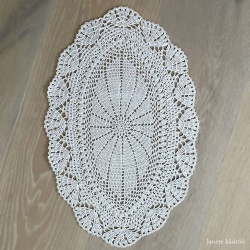 Heegeldatud linik 43,5 cm x 28 cm